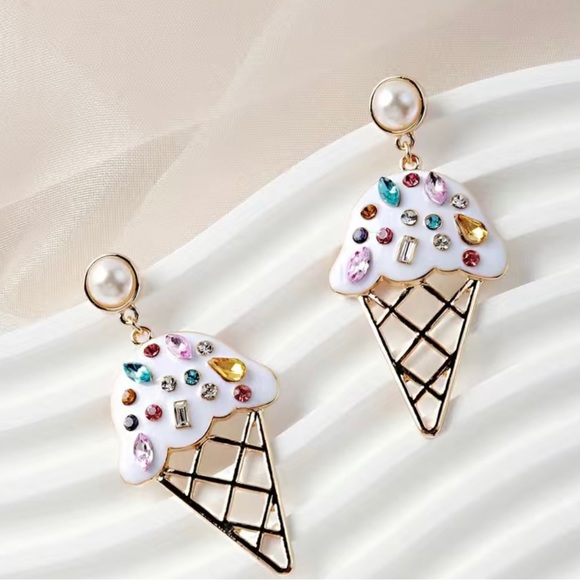 🍦Jewelled Ice Cream Cone Fashion Earrings - Picture 5 of 5